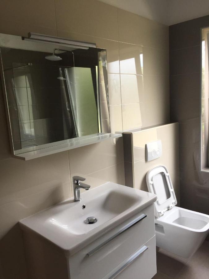 Apartmani Noemi Pula Exterior foto